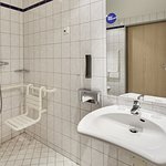 Photo of Holiday Inn Express Duesseldorf - City North