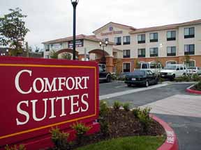 The Prominence Hotel and Suites Lake Forest - USA